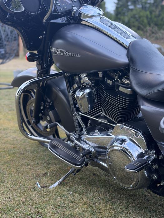 Harley-Davidson Street Glide FLHX , NISKI PRZEBIEG