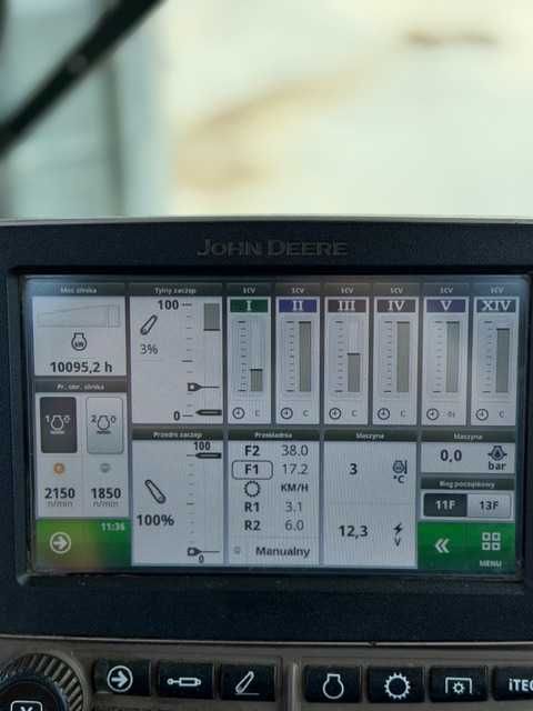 John Deere 7310R