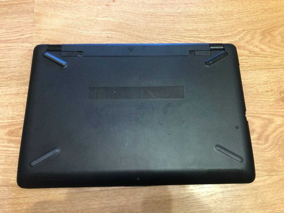 HP TPN-C129 (15,6"/SSD 256Gb/GPU Radeon R5/Win 10)