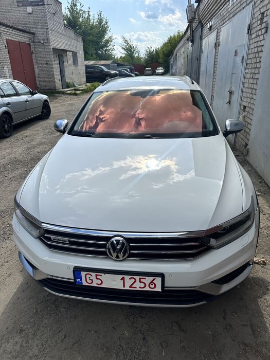 Тонування автомобілів атермальними плівками «хамелеон»