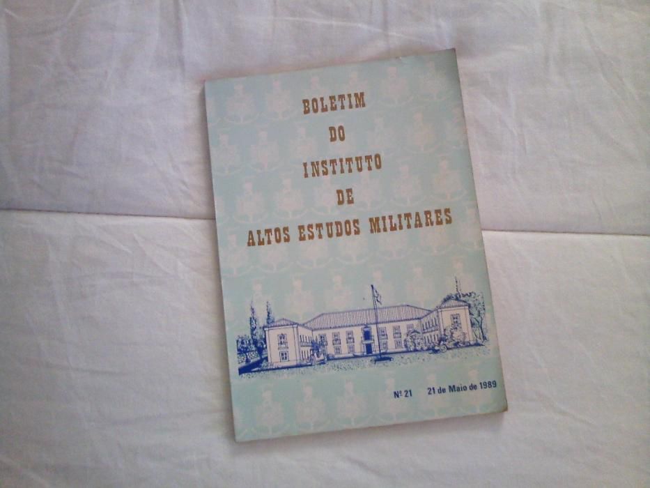 Book "Bulletin of the Institute of Advanced Military Studies"