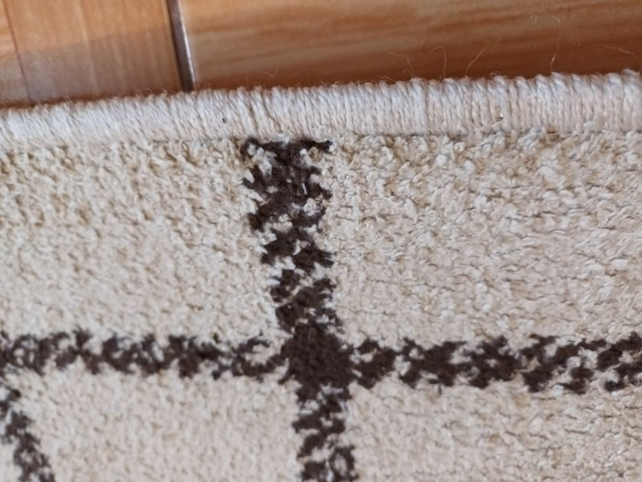 Продам килим 2*3