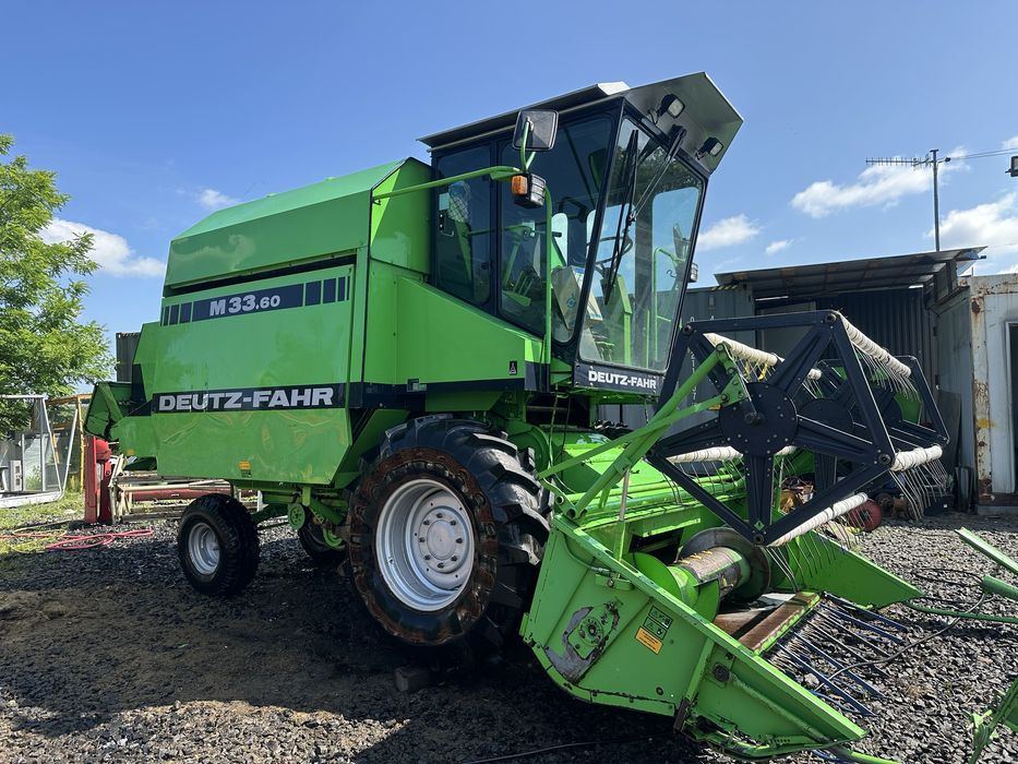 Комбайн зернозбиральний Deutz Fahr M33.60