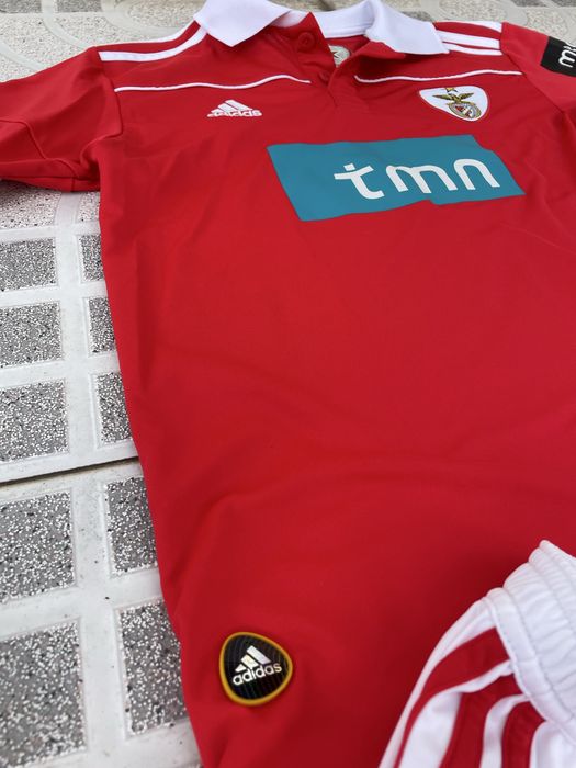Equipamento SL Benfica 2010/2011