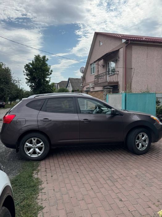 Продаж авто Nissan Rogue