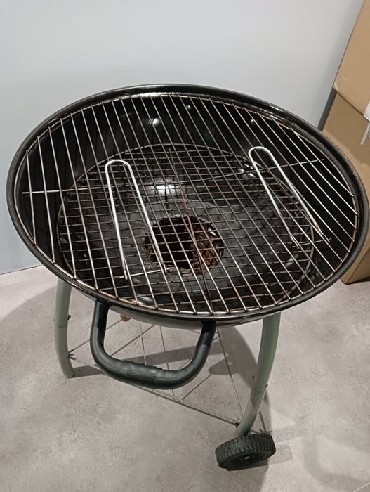 Grill okrągły węglowy