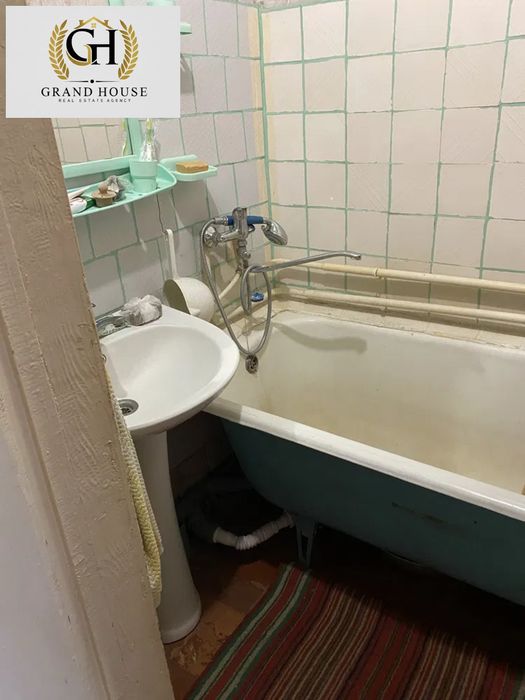 Продам 3-и кімнатну квартиру с.Гірниче.