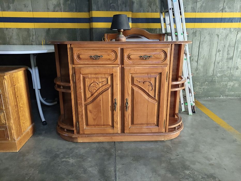 Moveis Aparador cómoda com espelhos e cabeceiras