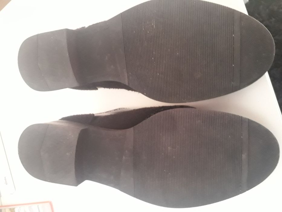 Sapatos de senhora pele