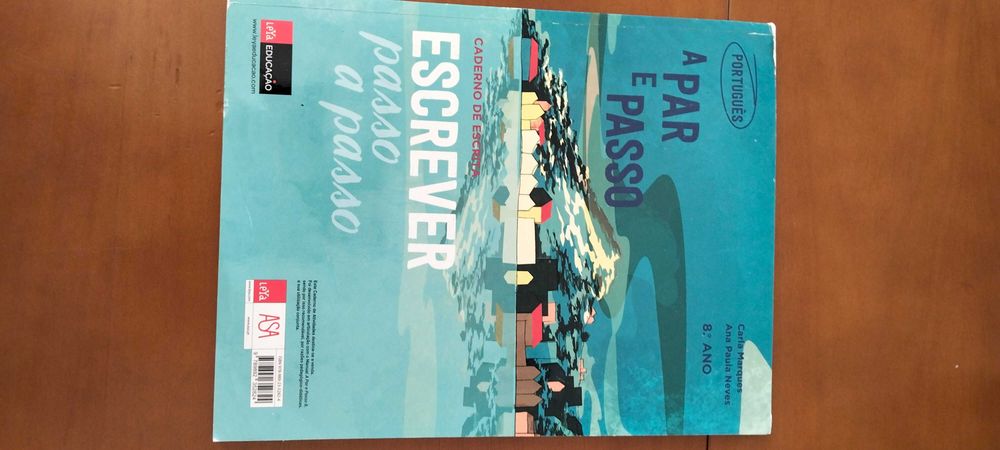 Livro de fichas de português do 8°ano- A par e passo