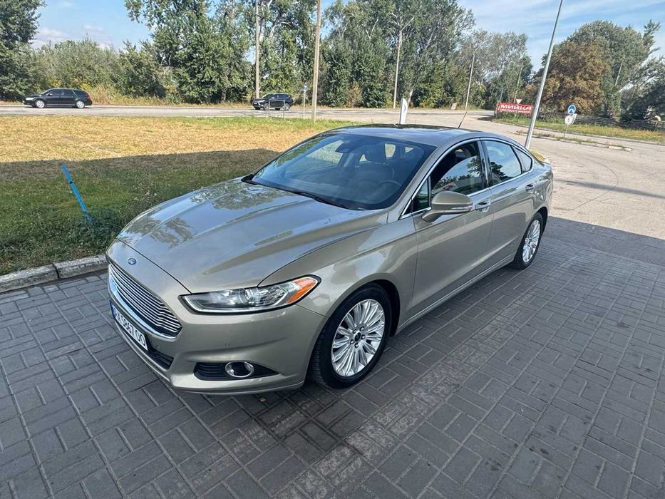 Аренда оренда  Ford Toyota Hybrid