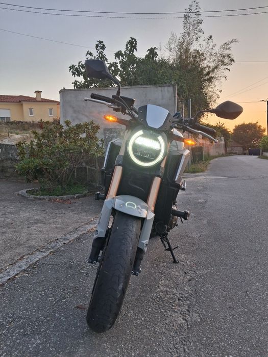 Honda CB650R 2021