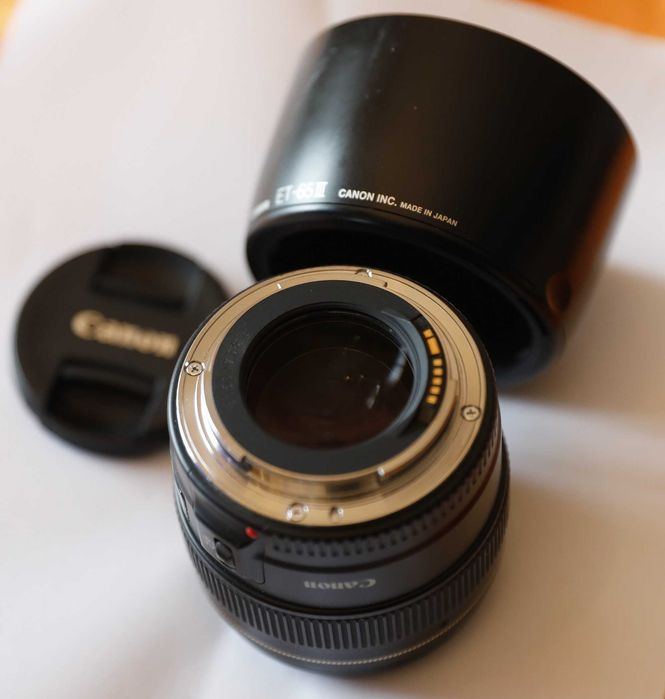 "Lente Canon EF 85 mm f/1,8 + Filtro UV e Parasol" (Em Otimo Estado)