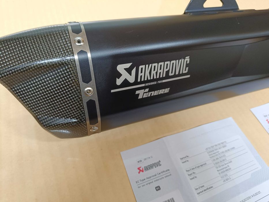 Ponteira Akrapovic Yamaha Tenere 700 Black Color