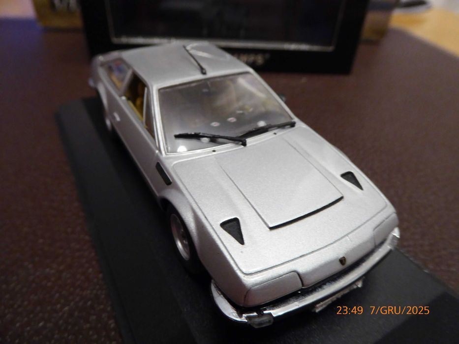 Lamborghini Jarama, 1:43 Minichamps