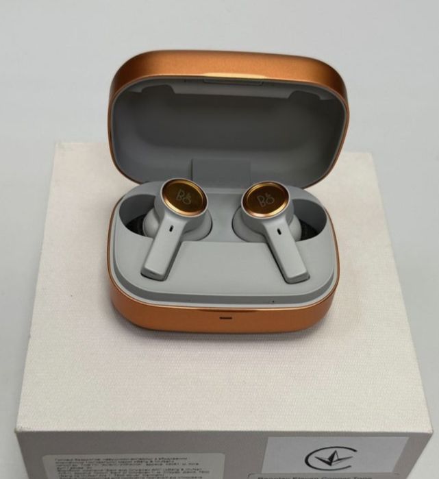 Bang&Olufsen BeoPlay 11