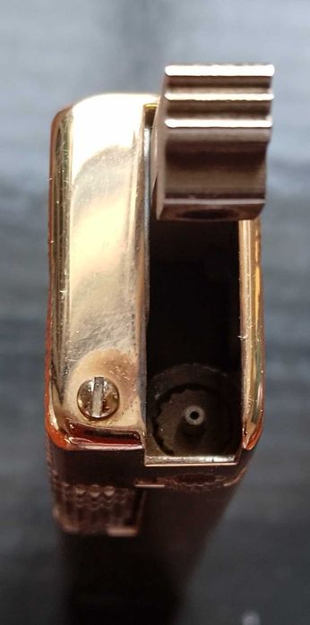 Vendo Isqueiro Kingstar Banhado a Ouro