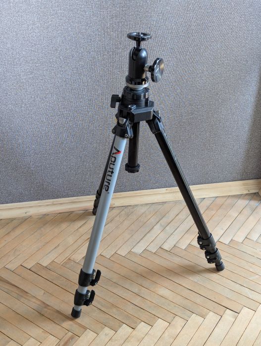 Штатив Manfrotto 055CB + голова Cambo CBH-3