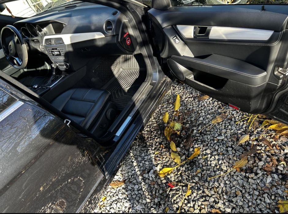 CZĘŚCI W204 ! mercedes w204 2.2 CDI 2012 rok lift