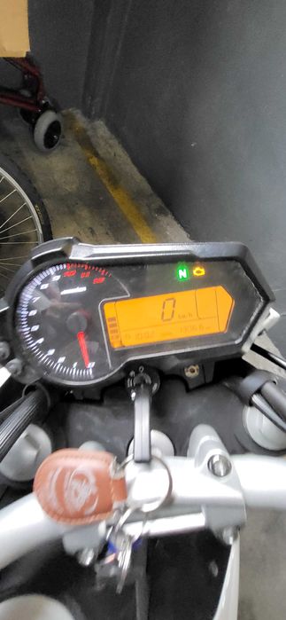 Mota 125 benelli  tnt