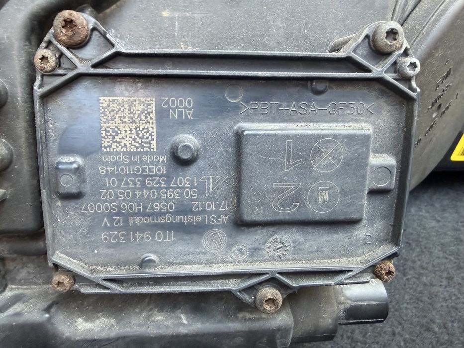 Lampa prawa przod vw cc passat bi xenon