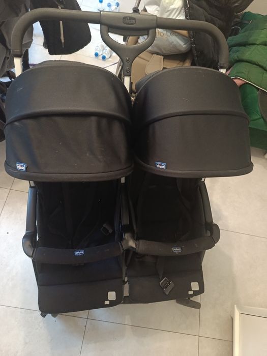 Wózek dla bliźniąt