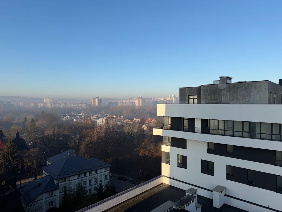 ЗДАНИЙ Продаж 2 кім. квартири + кухня-студія вул. Замарстинівська 134А