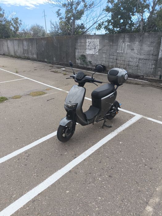 Продам Елетроскутер 1200 ватт