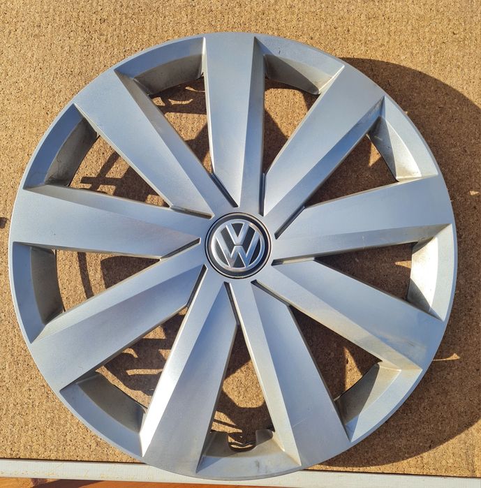 Vendem-se 4 tampões em bom estado de VW Golf