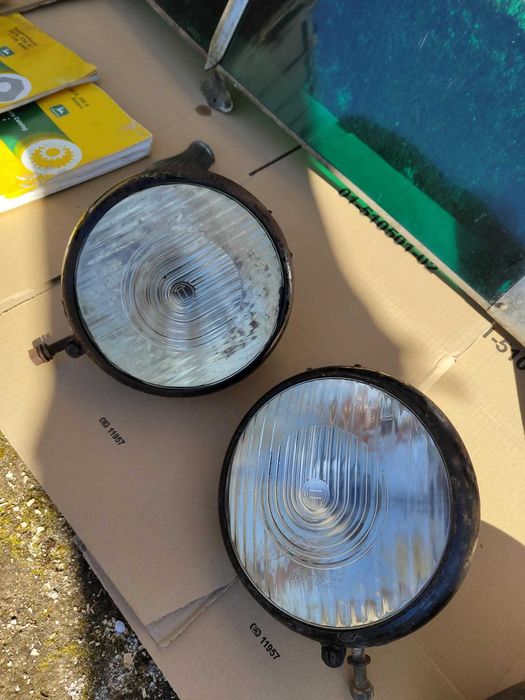 Faróis Citroën Traction Avant (ARRASTADEIRA)