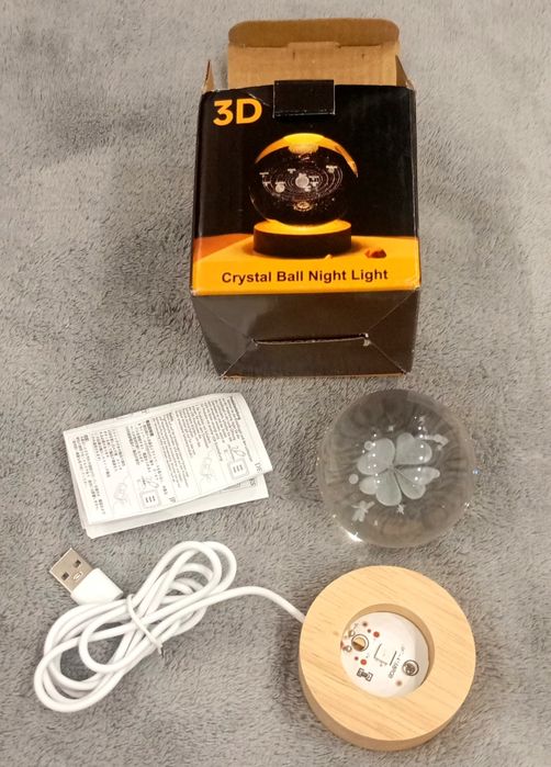 Lampka nocna LED  KONICZYNA w szklanej kuli NA USB