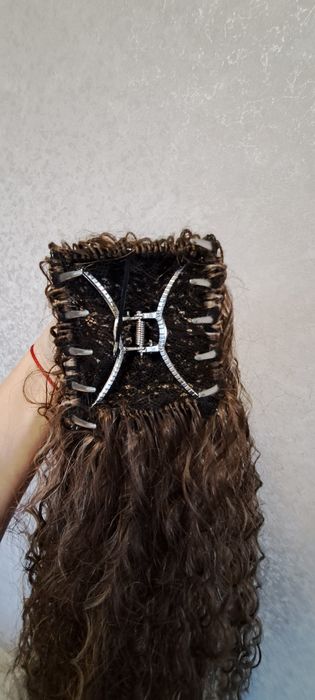 Накладне волосся.На крабику