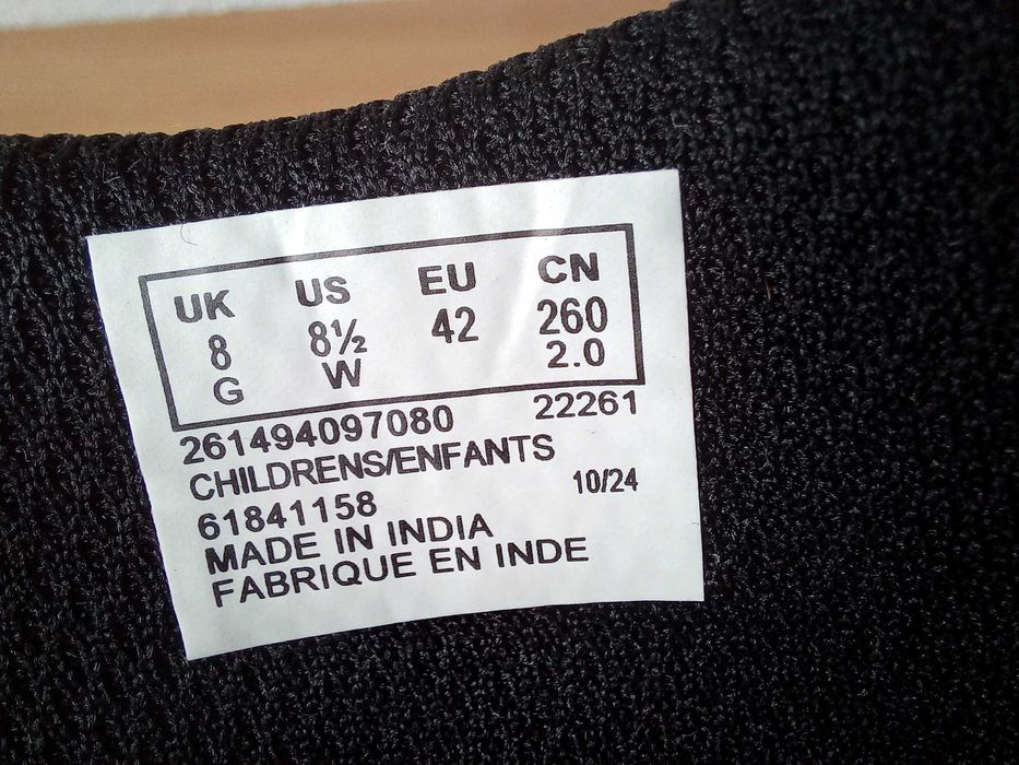 Класні шкіряні кросівки Clarks Scape Flare 42 р. устілка 27 см.