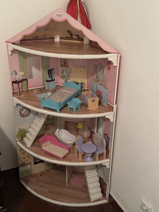 Casa de bonecas com acessorios - Imaginarium