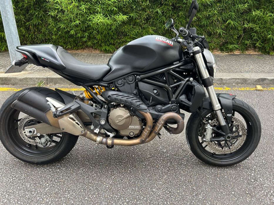 Ducati Monster 821