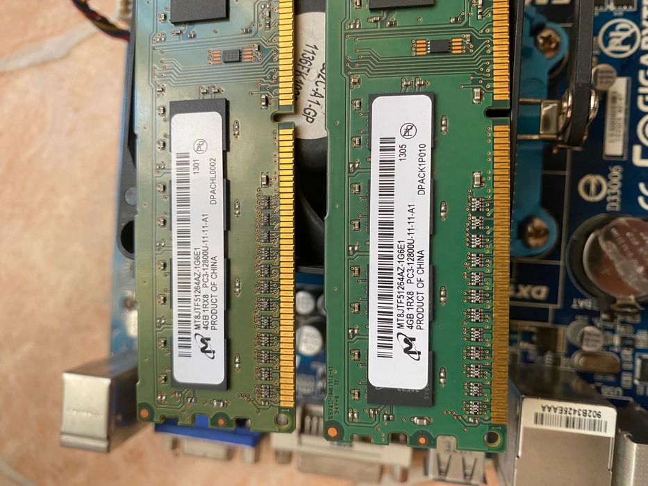 GA-A55M-DS2 материнська плата +процесор +оперативна память