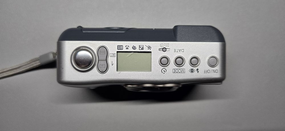 NEGOCIÁVEL- Máquina 35mm Canon 90U II Date