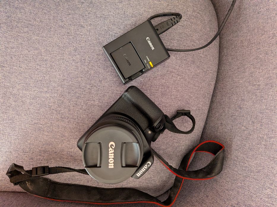 Canon 1300D 18MP WiFi/NFC