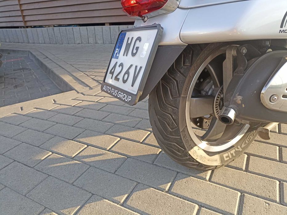 Vespa GTS 125cm, przebieg tylko 3700km
