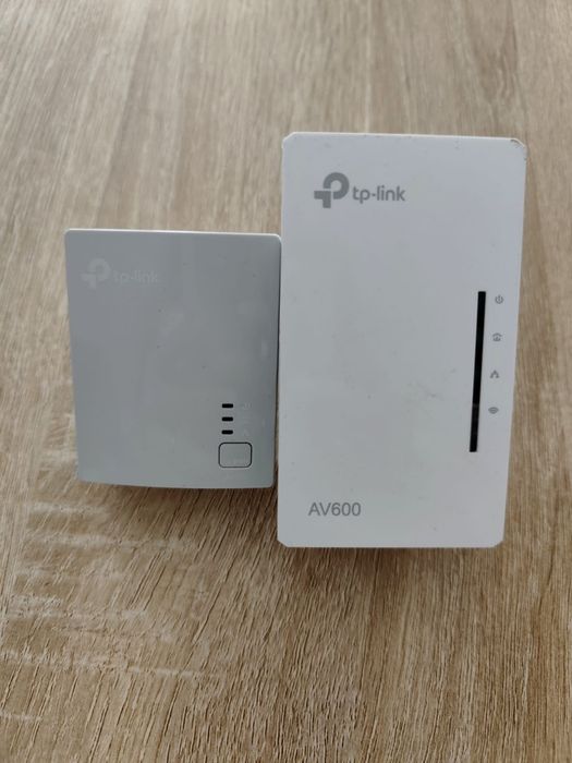 Kit Powerline TP-Link AV600 Wi-Fi (TL-WPA4220KIT)