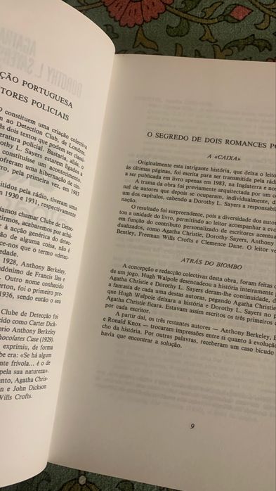 A Caixa e Atrás do Biombo - Agatha Christie