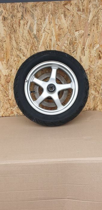 Колесо передне Suzuki Burgman 400