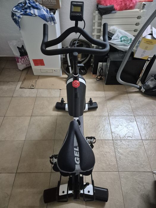 Bicicleta de Spinning PROFORM Tour de France CBC