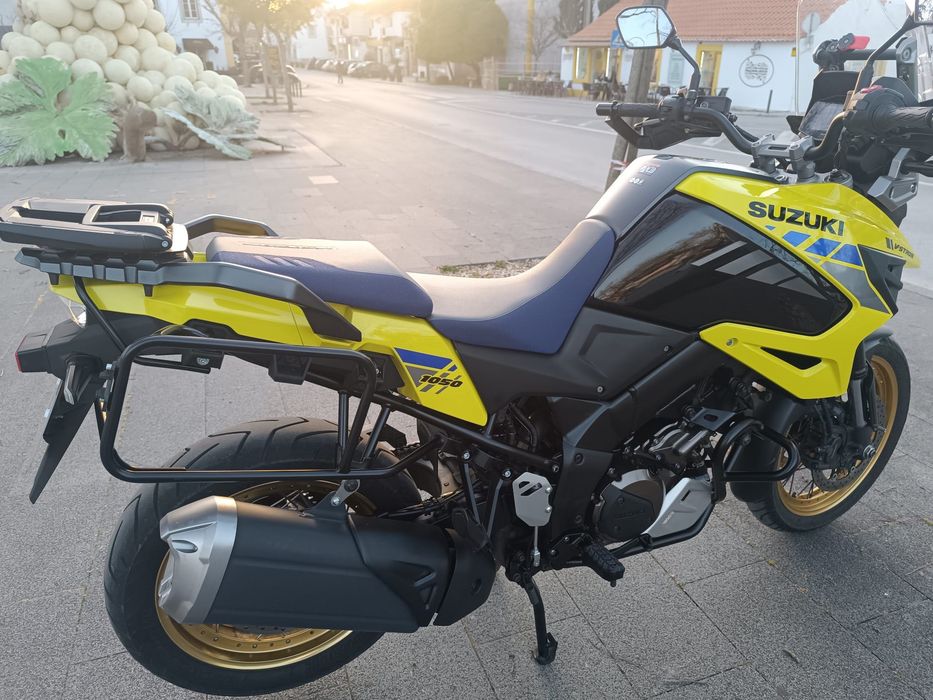 Suzuki V Strom 1050 xt