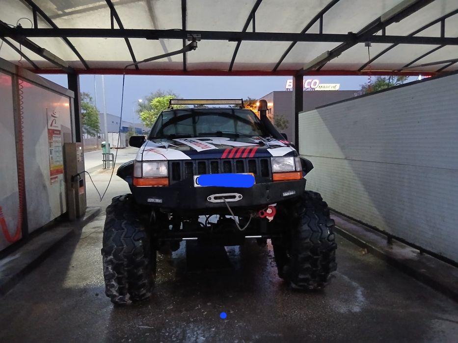 Jeep grand cherokee unimog