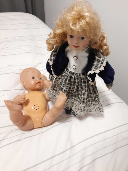 Brinquedos Bonecas e Peluches para crianças