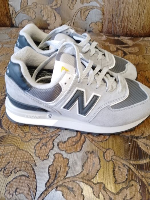 Продам женские красовки! Оригинал!