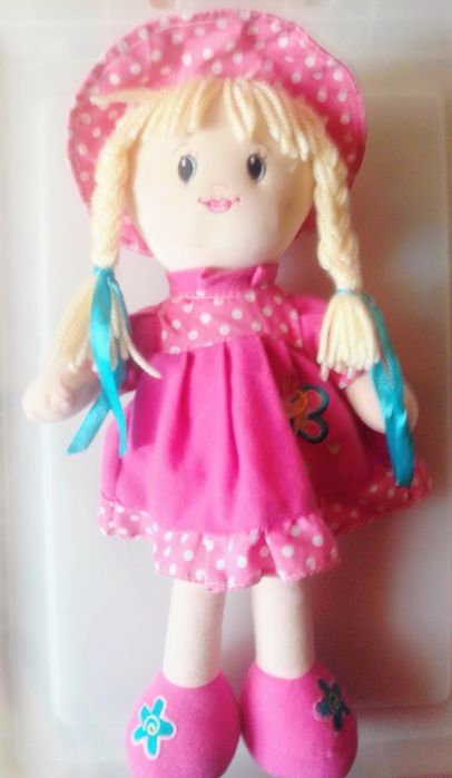 Boneca de pano 35cm.