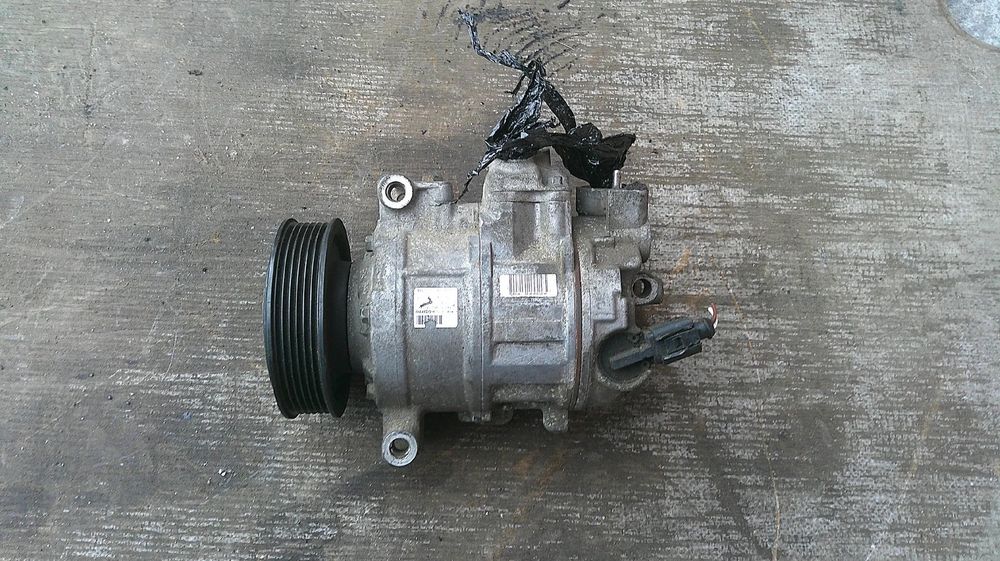 VW GOLF V 1.4 16V KOMPRESOR KLIMATYZACJI 8J0260905