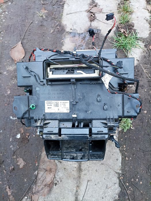 Печка в сборе на ауді а4 2013рік